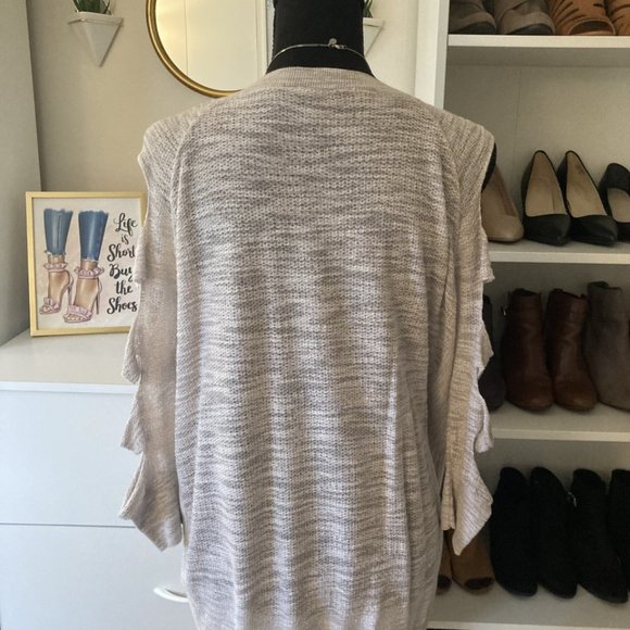 Express Tunic Sweater - Picture 2 of 3